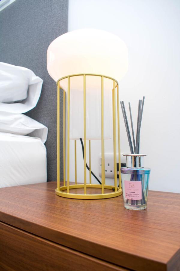 Exoticstay Apartments - Ultra Luxe Top Floor Suite - City Centre Apartment With Cube View - Smart 4K Tv With Ultrafast Wifi & Netflix Birmingham Exterior photo